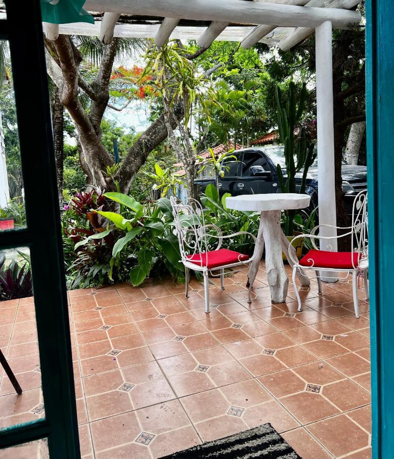 Casa de hóspedes Analua Garden Canto Esquerdo Geriba Caminho Ferradurinha *